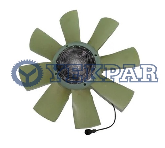 Fan with hub 