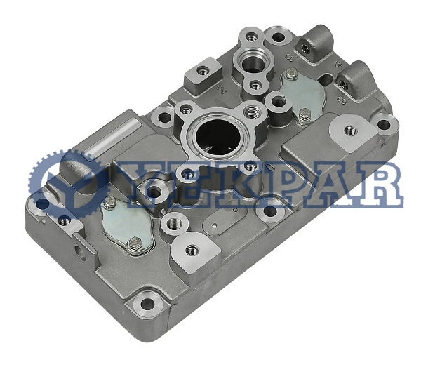 Cylinder head, compressor 